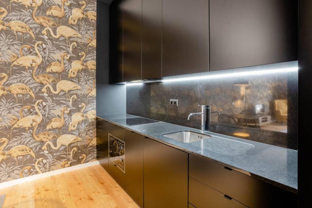 Boutique Rentals-Art & Charm II Apt W/ Terrace Porto Buitenkant foto