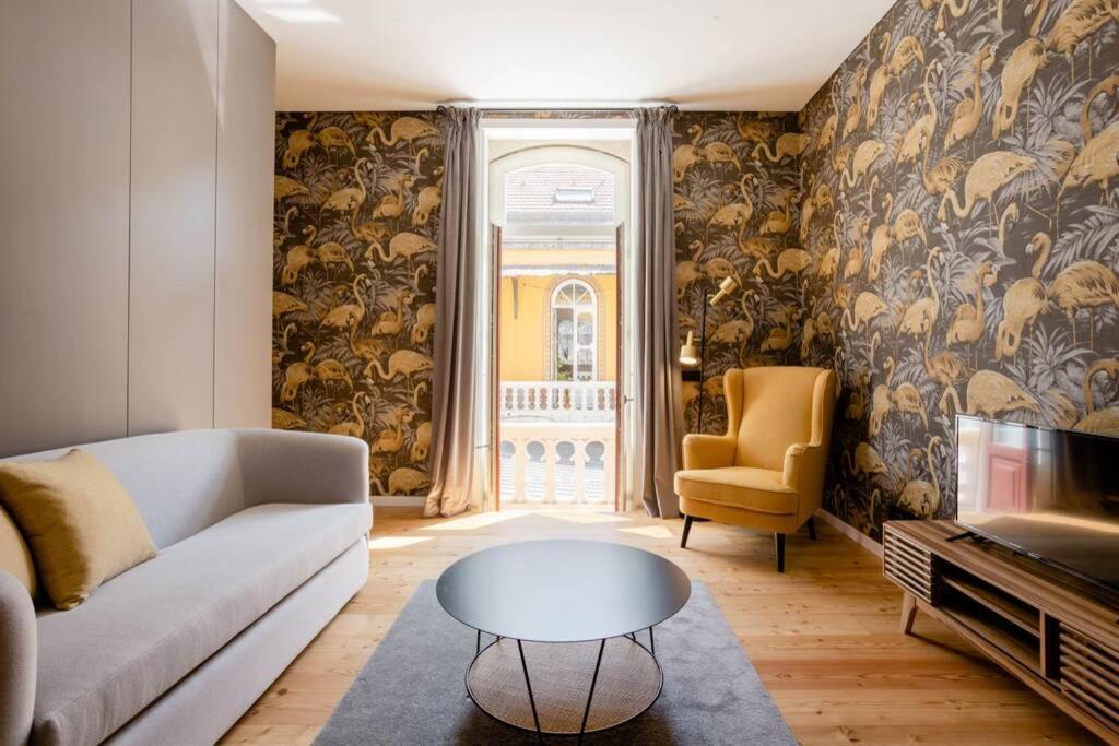 Boutique Rentals-Art & Charm II Apt W/ Terrace Porto Buitenkant foto